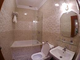 The Executive Villa Inn & Suites