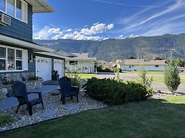 Sunny Shuswap B&B