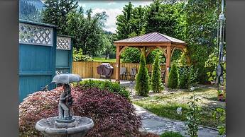 Sunny Shuswap B&B