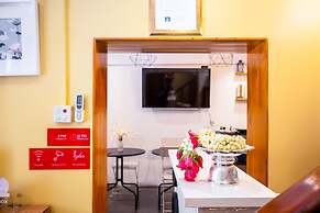 OYO 895 The Onion Hostel