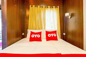 OYO 895 The Onion Hostel