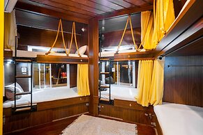 OYO 895 The Onion Hostel