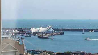 3rd-degree Seascape Apartment Hotel