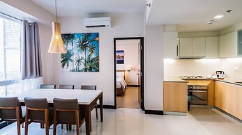 CSuites at 8 Newtown Residences