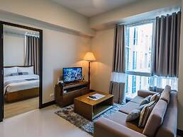 CSuites at 8 Newtown Residences