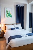 CSuites at 8 Newtown Residences