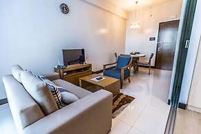 CSuites at 8 Newtown Residences