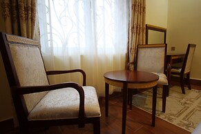 Takhmao Good Health Hotel