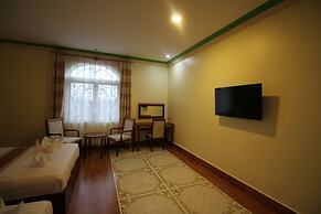 Takhmao Good Health Hotel