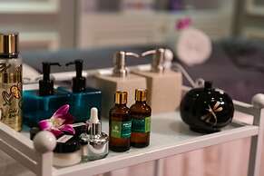 Hanoian Central Hotel & Spa