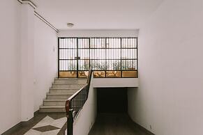 Sevilla Apartments San Luis