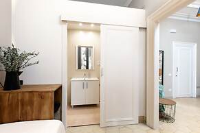 Jardinets Guest House