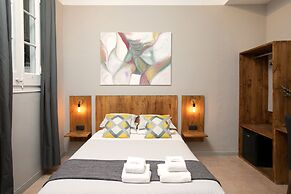 Jardinets Guest House