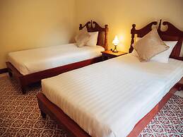 Le Jardin Hotel De Pakse