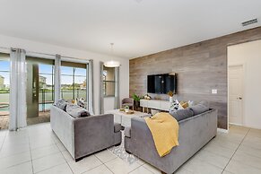 Veranda Palms Resort