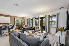 Veranda Palms Resort