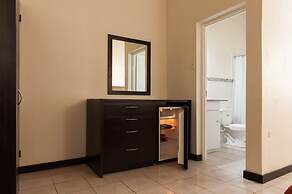 Shirley Retreat Hotel