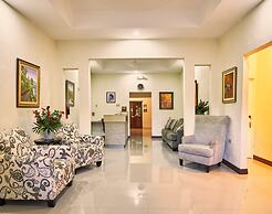 Shirley Retreat Hotel