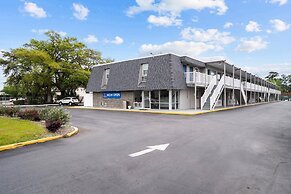 Studio 6 Wilmington, NC