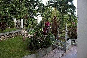 All Nations Guesthouse