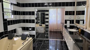 All Nations Guesthouse