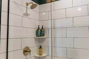 The Lodge on Harrison Lake