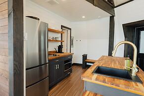 The Lodge on Harrison Lake