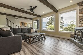 The Lodge on Harrison Lake