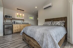 The Lodge on Harrison Lake