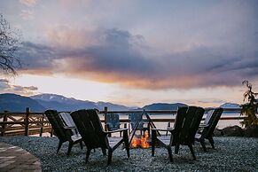 The Lodge on Harrison Lake