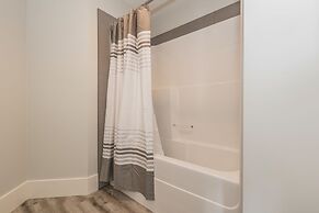 The Lodge on Harrison Lake