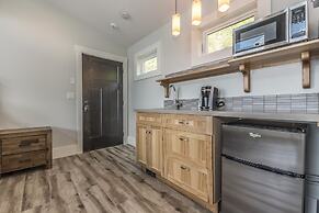 The Lodge on Harrison Lake