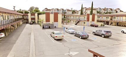 Norwalk Inn & Suites