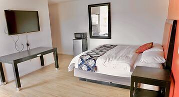 Norwalk Inn & Suites