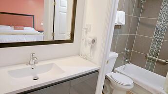 Norwalk Inn & Suites