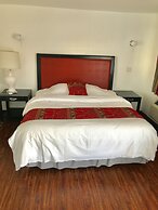 Norwalk Inn & Suites