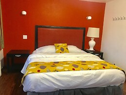 Norwalk Inn & Suites