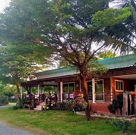 Chum Phae Lagoon Resort