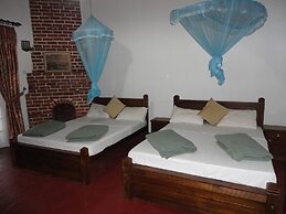 Castlereigh Holiday Bungalow