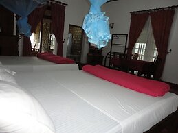 Castlereigh Holiday Bungalow