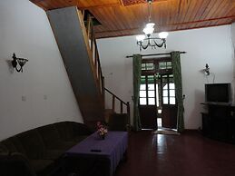 Castlereigh Holiday Bungalow