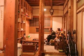 Guest House FUTARENO - Hostel