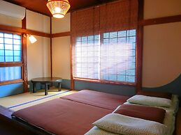 Guest House FUTARENO - Hostel