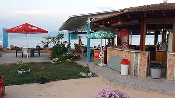 Nikolas Club Apartments