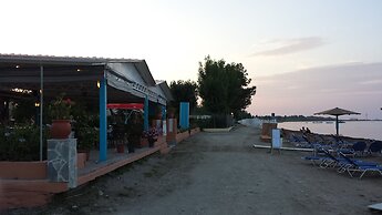 Nikolas Club Apartments