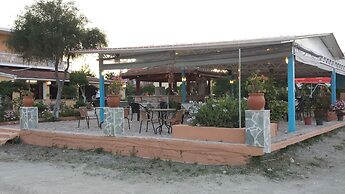 Nikolas Club Apartments