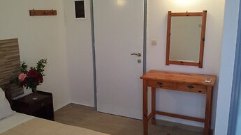 Nikolas Club Apartments