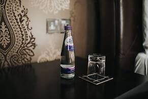 Hall Farm Hotel & Restaurant