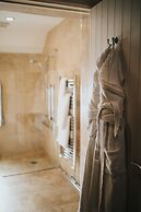 Hall Farm Hotel & Restaurant