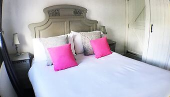 Hillside Bed & Breakfast